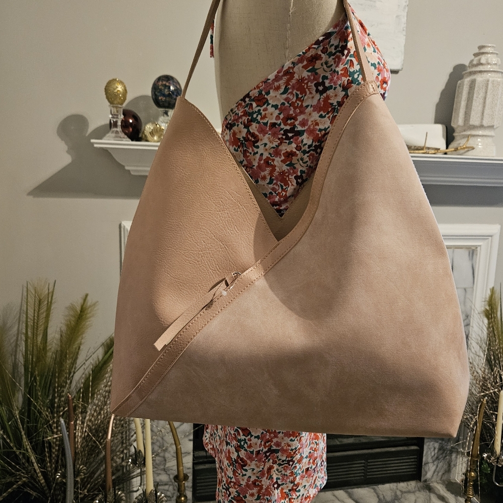 ✨ LN Hobo Style shoulder bag! Blush Pink - Picture 10 of 13